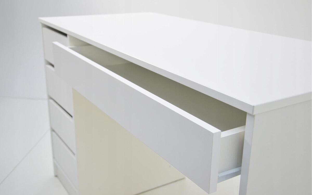saketi italy - office aven