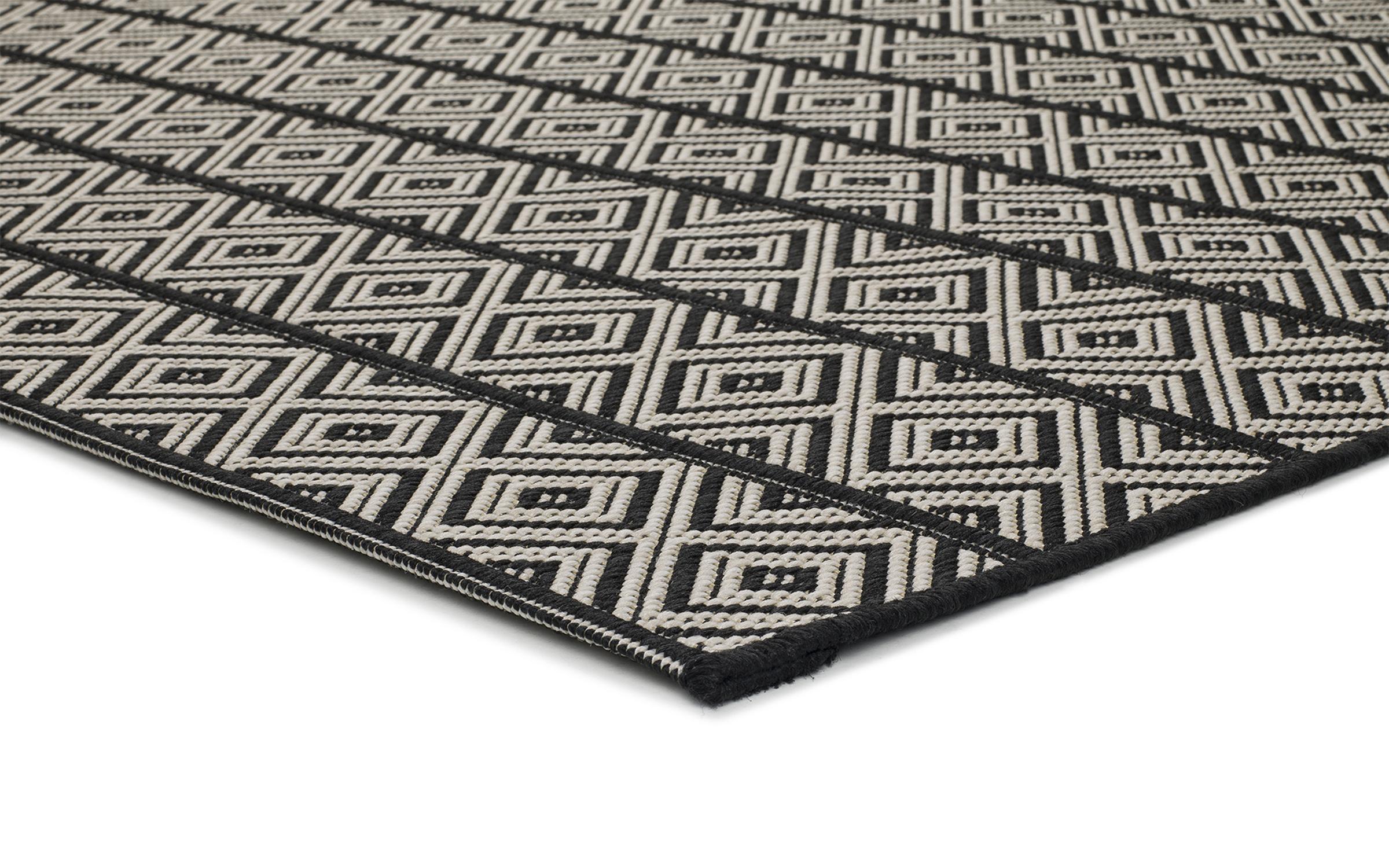 saketi italy - carpet manuel