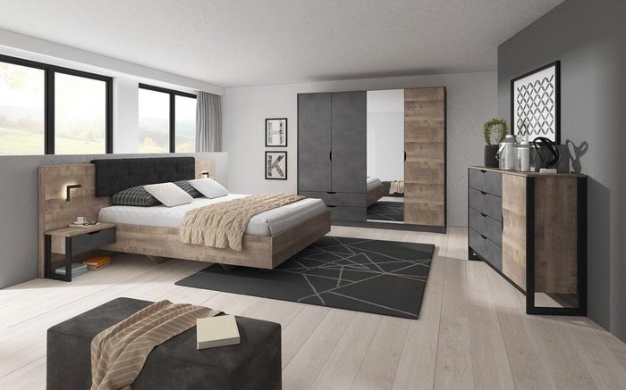 saketi italy - wardrobe castle