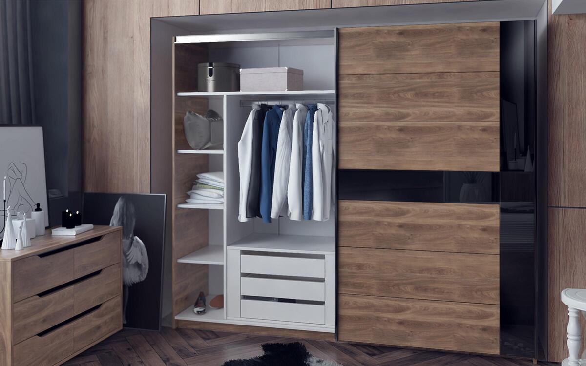 saketi italy - wardrobe joe