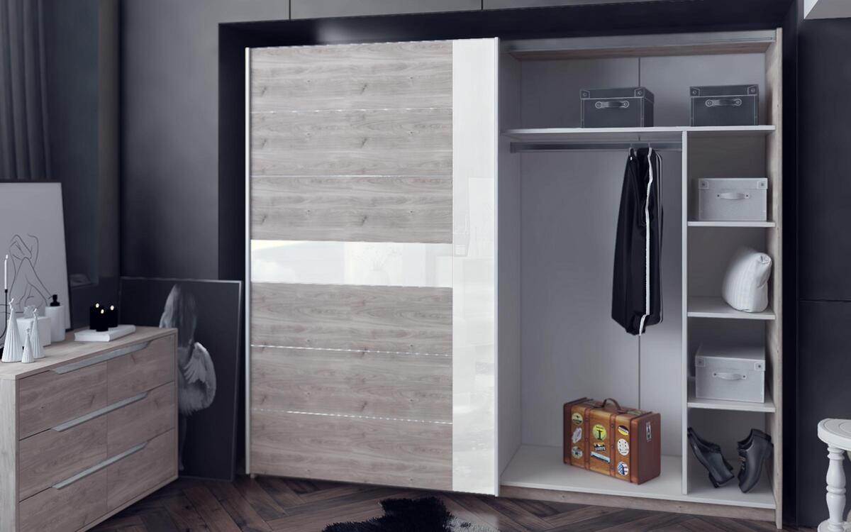saketi italy - wardrobe joe