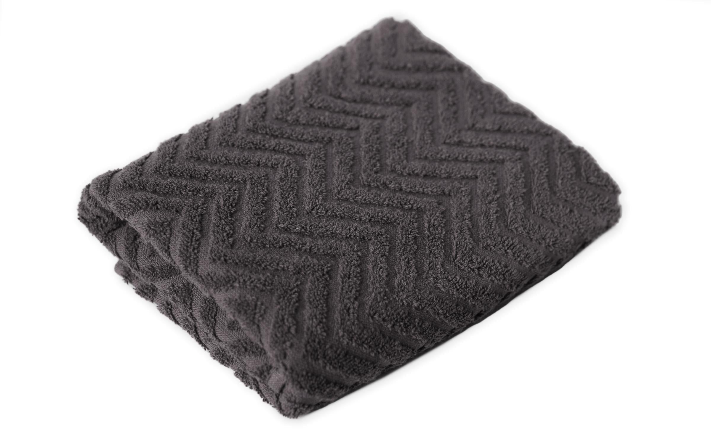 saketi italy - towel donald